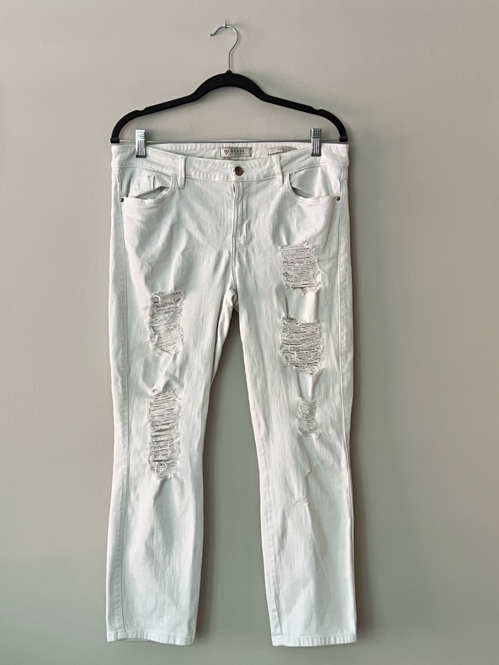 GUESS Crop Mid White Distressed Cropped Skinny Jeans Size 31